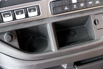 �ִ����ó� ����XCIENT�ؿ� 520���� 6X4�Զ���ǣ����(ZF AMT����һ��)ͼƬ