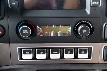 �ִ����ó� ����XCIENT�ؿ� 520���� 6X4�Զ���ǣ����(ZF AMT����һ��)ͼƬ