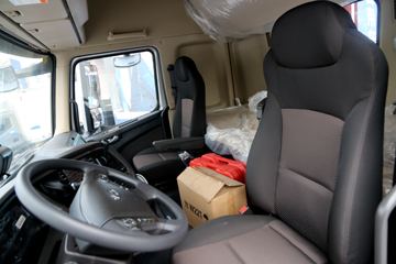 �ִ����ó� ����XCIENT�ؿ� 520���� 6X4�Զ���ǣ����(ZF AMT����һ��)ͼƬ