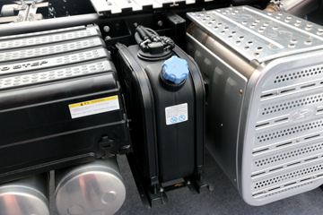 �ִ����ó� ����XCIENT�ؿ� 520���� 6X4�Զ���ǣ����(ZF AMT����һ��)ͼƬ