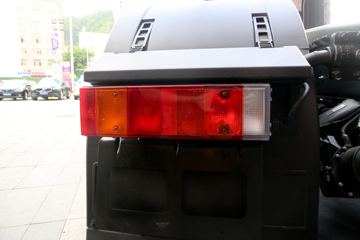 �ִ����ó� ����XCIENT�ؿ� 520���� 6X4�Զ���ǣ����(ZF AMT����һ��)ͼƬ