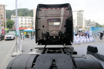 �ִ����ó� ����XCIENT�ؿ� 520���� 6X4�Զ���ǣ����(ZF AMT����һ��)ͼƬ