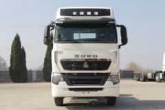 中国重汽 HOWO T7H重卡 440马力 4X2牵引车(ZZ4187V361HE1)
