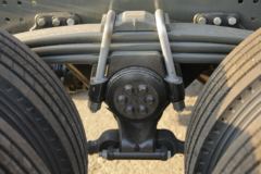 中国重汽 HOWO T7H重卡 440马力 6X4 LNG牵引车(13T后桥)(国六)(ZZ4257V384HF1LB)