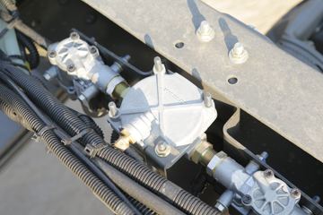 �й����� HOWO T7H�ؿ� 440���� 8X4 9.5�������ػ���(ZZ1317V466HE1)ͼƬ