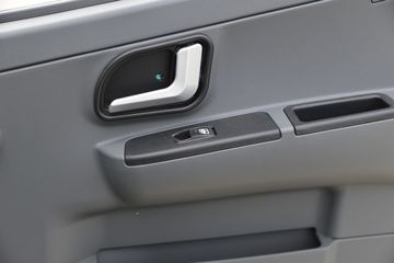 ���� GK6������ 4X2 ������ж��(����)ͼƬ