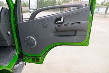 ���� GK6������ 4X2 ������ж��(����)ͼƬ