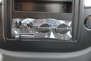 ���� GK6������ 4X2 ������ж��(����)ͼƬ