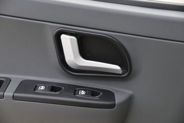 ���� GK6������ 4X2 ������ж��(����)ͼƬ