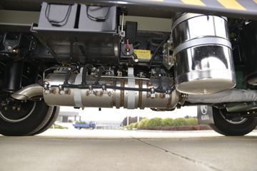 ���� GK6������ 4X2 ������ж��(����)ͼƬ