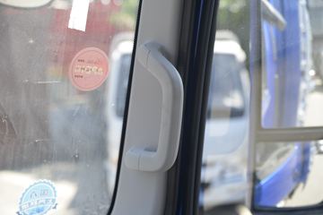 Ծ�� ����H500 150���� 4.17��AMT�Զ���������ʽ�Ῠ(����)(SH5043XXYZFDCWZ2)ͼƬ