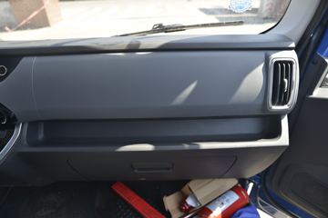 Ծ�� ����H500 150���� 4.17��AMT�Զ���������ʽ�Ῠ(����)(SH5043XXYZFDCWZ2)ͼƬ