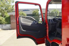 跃进 超越C500-33 领先版 156马力 4.2米单排仓栅式轻卡(SH5042CCYZFDDWZ4) 跃进 超越C500-33 领先版 156马力 4.2米单排仓栅式轻卡(SH5042CCYZFDDWZ4)