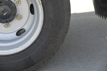 Ծ�� ����H500 150���� 4.17��AMT�Զ���������ʽ�Ῠ(����)(SH5043XXYZFDCWZ2)ͼƬ