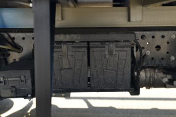 Ծ�� ����H500 150���� 4.17��AMT�Զ���������ʽ�Ῠ(����)(SH5043XXYZFDCWZ2)ͼƬ