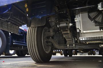 Ծ�� ����H500 150���� 4.17��AMT�Զ���������ʽ�Ῠ(����)(SH5043XXYZFDCWZ2)ͼƬ