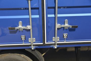 Ծ�� ����H500 150���� 4.17��AMT�Զ���������ʽ�Ῠ(����)(SH5043XXYZFDCWZ2)ͼƬ