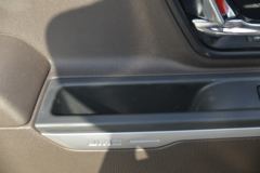 江铃 新款顺达窄体 116马力 3.7米单排栏板轻卡(国六)(JX1041TCB26)