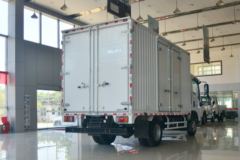 庆铃 五十铃KV100 120马力 4.17米单排厢式轻卡(QL5043XXYBUHAJ)