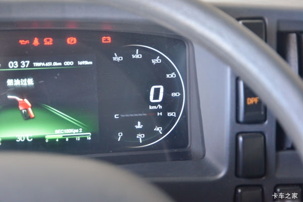 �Ż�0.9�� �Ϸ�����ʮ��KV100�ػ������ȴ�����