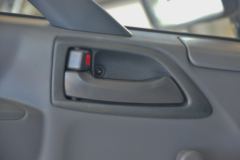 庆铃 五十铃KV100 120马力 4.17米单排厢式轻卡(QL5043XXYBUHAJ)