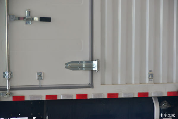 KV100 ��ʮ��3.0T���ͷ����� ʡ�� ����������ʽ����