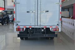 庆铃 五十铃KV100 120马力 4.17米单排厢式轻卡(QL5043XXYBUHAJ)