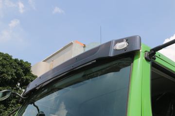 �ൺ��� ��V 220���� 6X2 5.2����ж��ͼƬ