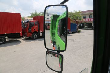 �ൺ��� ��V 220���� 6X2 5.2����ж��ͼƬ