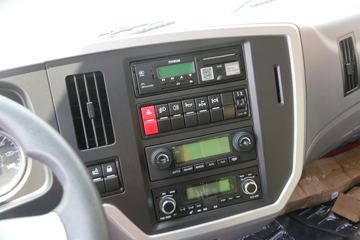 �ൺ��� ��V 220���� 6X2 5.2����ж��ͼƬ