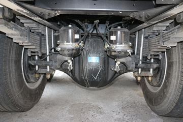 �ൺ��� ��V 220���� 6X2 5.2����ж��ͼƬ