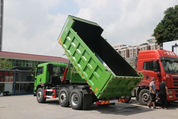 �ൺ��� ��V 220���� 6X2 5.2����ж��ͼƬ