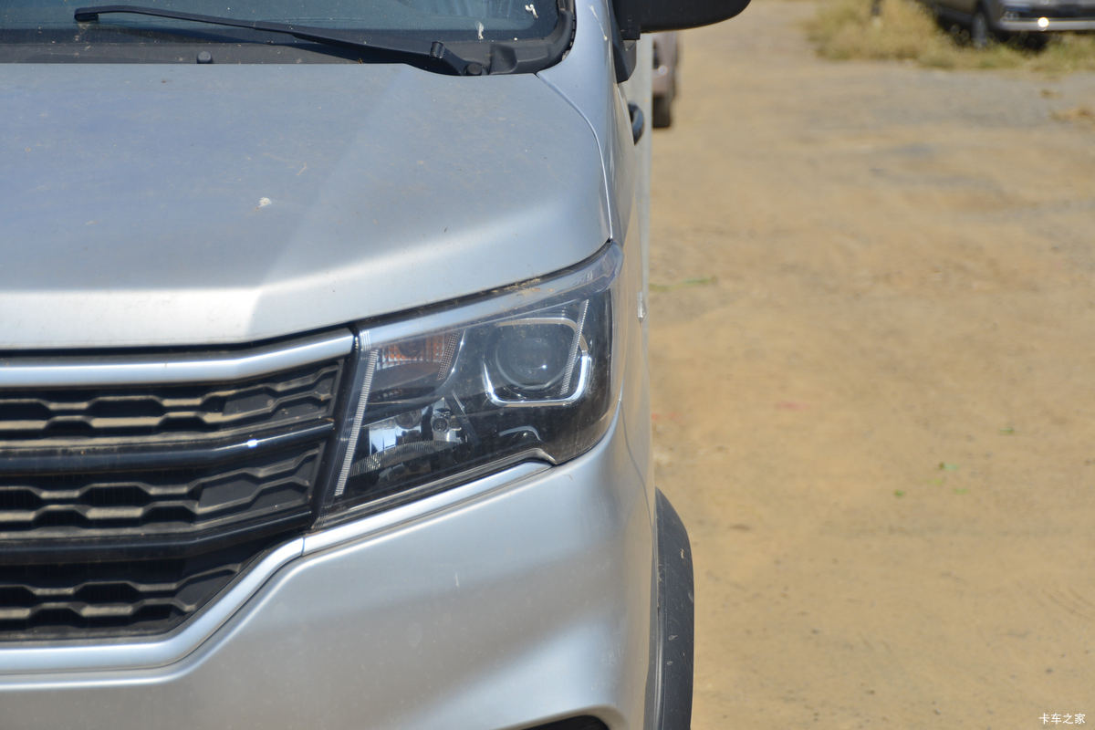 �� ��ԴT20S 1.5L 102���� ���� 3.03�׵�����ʽ΢��(����)(JKC5030XXY-DS6DL2)���                                                