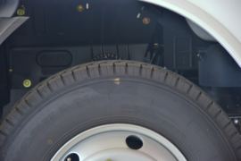 五十铃M600&nbsp;载货车底盘                                                图片