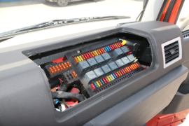 天V&nbsp;牵引车驾驶室                                               图片