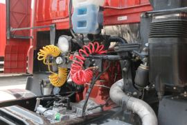 天V&nbsp;牵引车底盘                                                图片