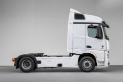 奔驰 新Actros F重卡 450马力 4X2牵引车(型号1845) 奔驰 新Actros F重卡 450马力 4X2牵引车(型号1845)