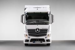 奔驰 新Actros F重卡 450马力 4X2牵引车(型号1845) 奔驰 新Actros F重卡 450马力 4X2牵引车(型号1845)