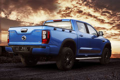 中兴 领主 2021款 乘用版豪华型 2.5T柴油 150马力 手动两驱 标双排皮卡