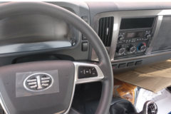 解放 J6F 荣耀版 160马力 4.16米单排仓栅式轻卡(CA5040CCYP40K46L2E5A84)