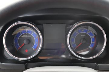 ���� ��� 1.6L 122���� 3.7�׵�������΢��(����)(KMC1033Q360D6)ͼƬ