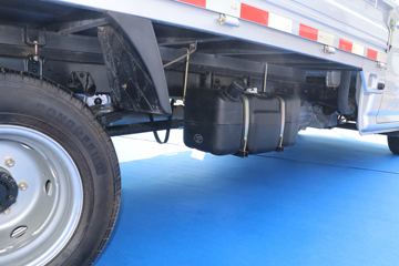 ���� ��� 1.6L 122���� 3.7�׵�������΢��(����)(KMC1033Q360D6)ͼƬ