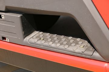 ���� ŷ��Rϵ 210���� 6.8�ײ�դʽ�ػ���(�߶�˫��)ͼƬ