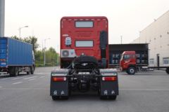 青岛解放 JH6⁺重卡 生活舱版 550马力 6X4 AMT自动挡牵引车(CA4250P33K25T1E5A80)