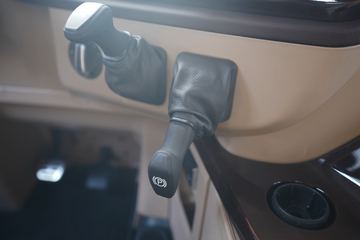 �ൺ��� JH6?�ؿ� ����հ� 550���� 6X4 AMT�Զ���ǣ����ͼƬ