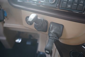 �ൺ��� JH6?�ؿ� ����հ� 550���� 6X4 AMT�Զ���ǣ����ͼƬ