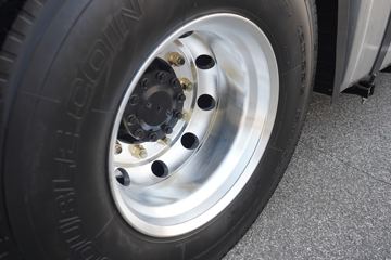 �ൺ��� JH6⁺�ؿ� ����հ� 550���� 6X4 AMT�Զ���ǣ����ͼƬ