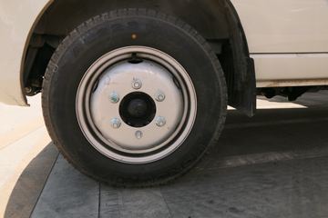 ���� ����V2 ������ 1.6L 122���� ���� 2.55��˫������΢��(BJ1030V5AV7-51)ͼƬ