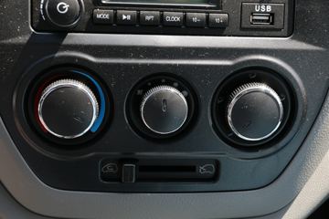 ���� ����V1 1.3L 87���� ���� 3.05�׵�����������ʽ΢��(������)(BJ5026XYK-AA)ͼƬ