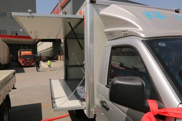 ���� ����V1 1.3L 87���� ���� 3.05�׵�����������ʽ΢��(������)(BJ5026XYK-AA)ͼƬ